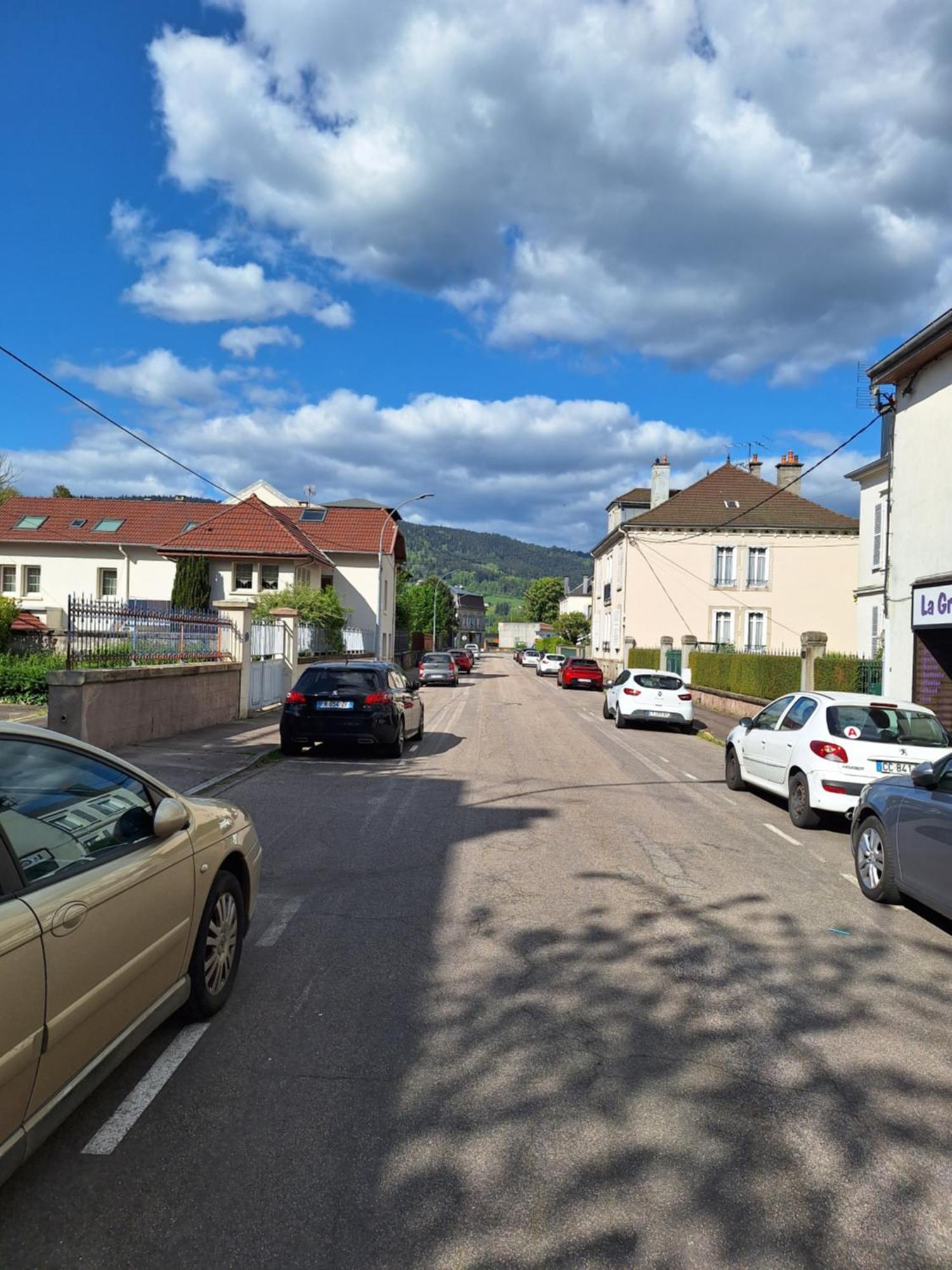 Ferienwohnung GITE DE L'OCTROI -Proche Centre REMIREMONT Exterior foto